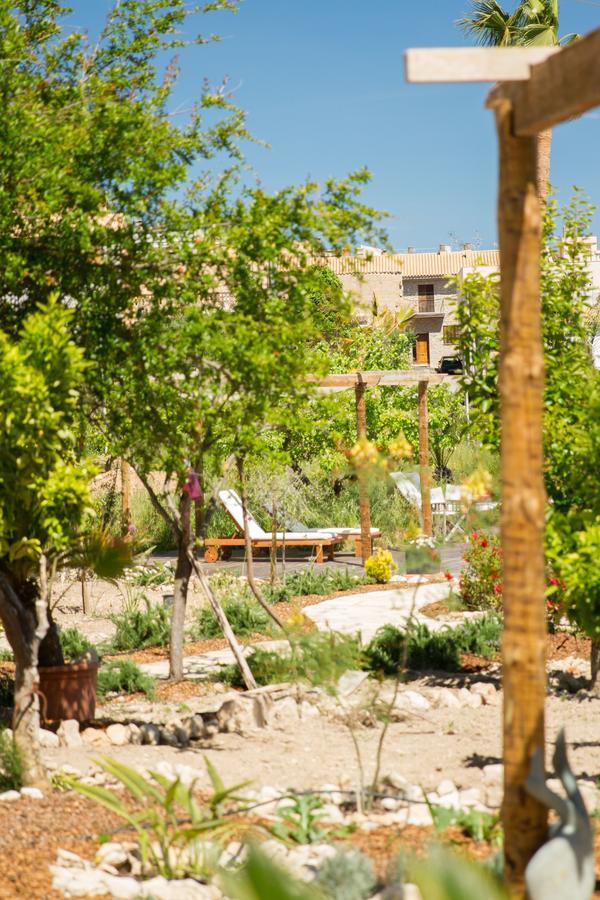 Home Hotel The Pink Pepper Tree Lloseta Exterior photo